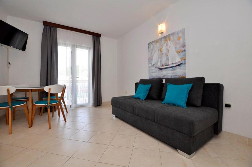 Apartmani More Drvenik (Split-Dalmatia) Exterior foto
