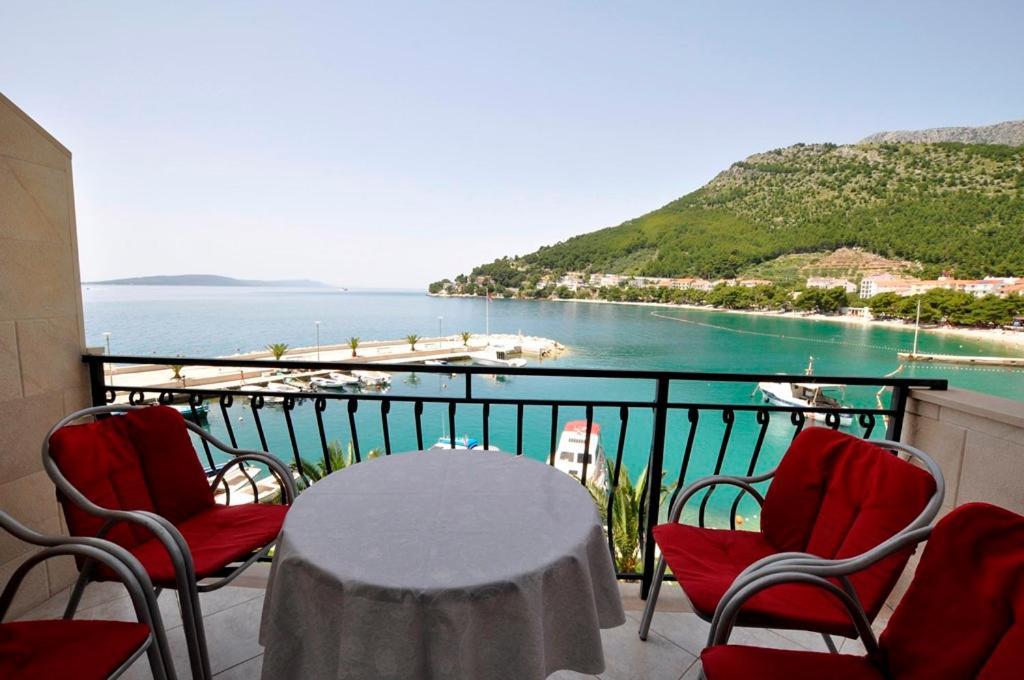 Apartmani More Drvenik (Split-Dalmatia) Exterior foto
