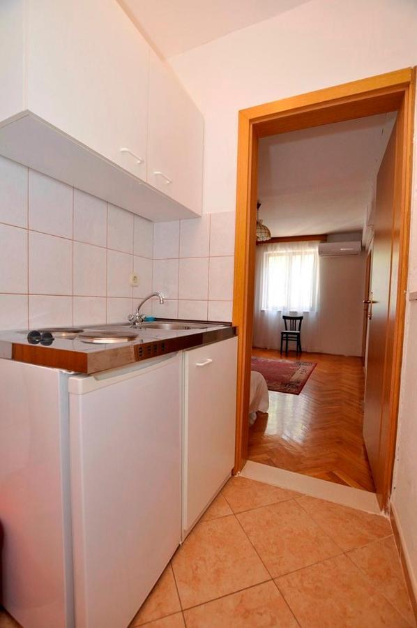 Apartmani More Drvenik (Split-Dalmatia) Exterior foto