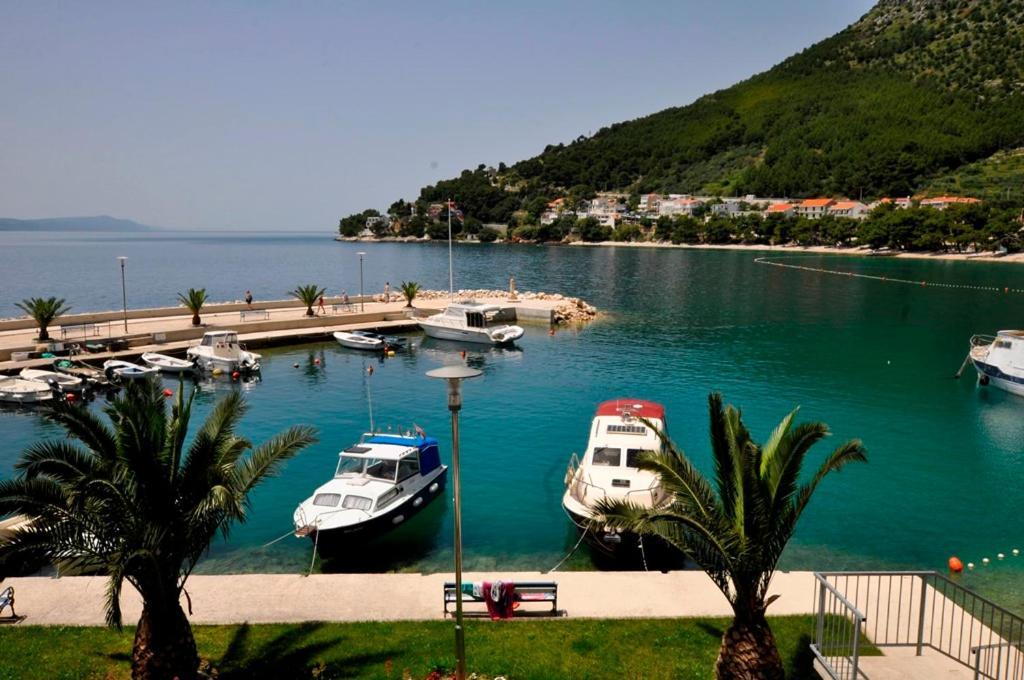 Apartmani More Drvenik (Split-Dalmatia) Exterior foto