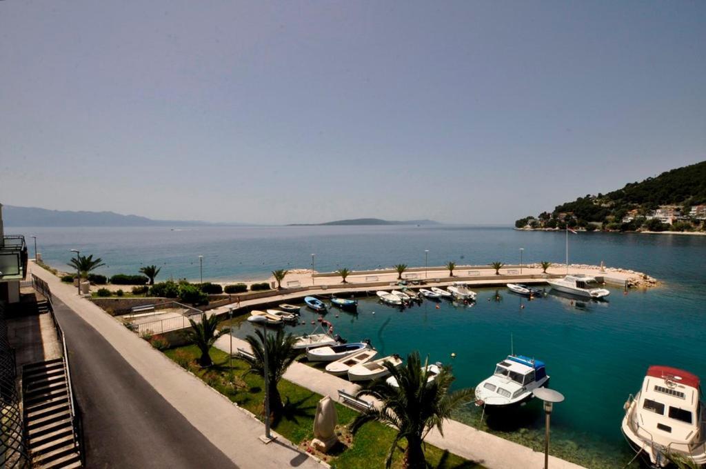 Apartmani More Drvenik (Split-Dalmatia) Exterior foto